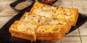 Bread Pizza (2 slices)