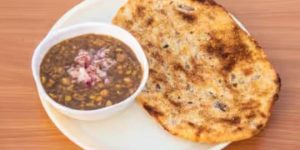 Chur Chur Naan with Amul Butter